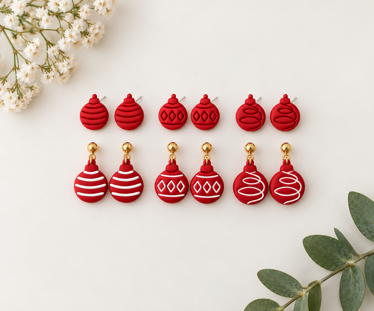 CHRISTMAS GLOBE STUD SET (SET OF 3)