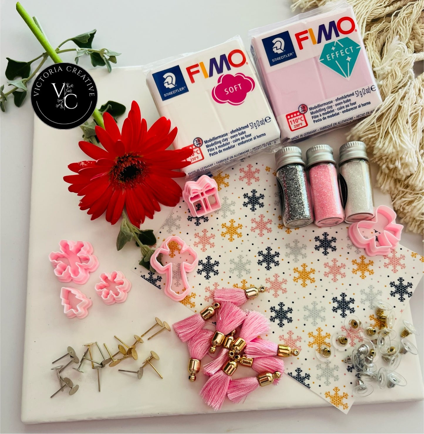 BLACK BOX - CHRISTMAS EDITION (BOX 1) COLLECTION BOX