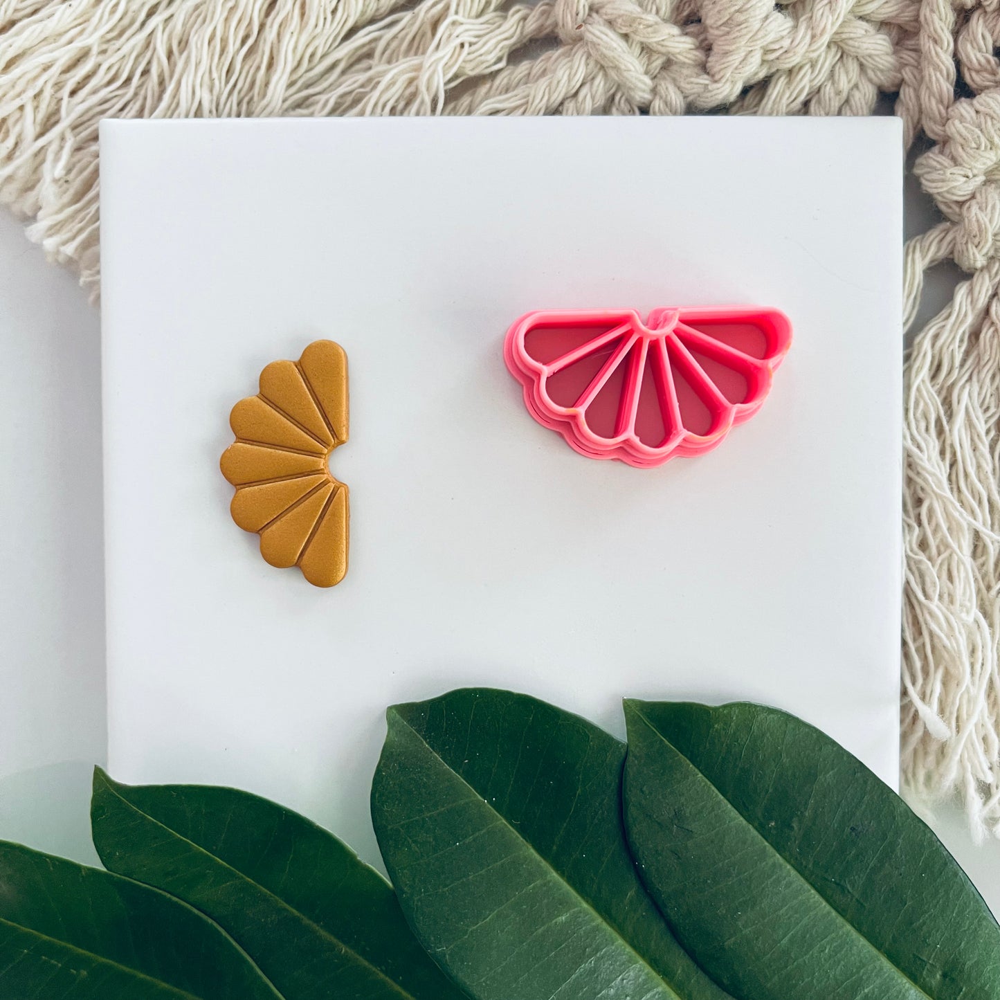 EMBOSSING CUTTER 138 - POLYMER CLAY CUTTER - VALENTINES DAY
