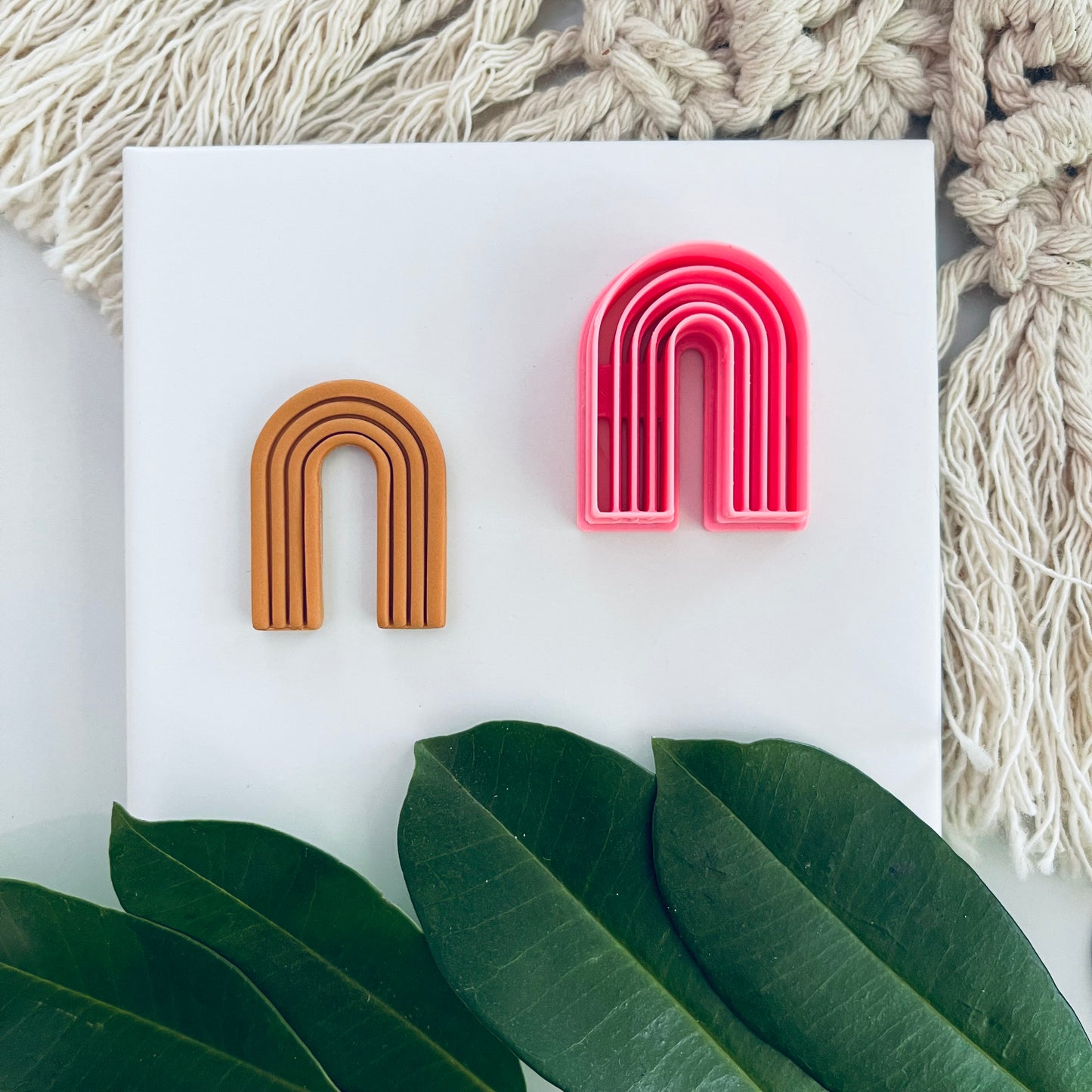 EMBOSSING CUTTER 136 - POLYMER CLAY CUTTER - ARCH - VALENTINES DAY