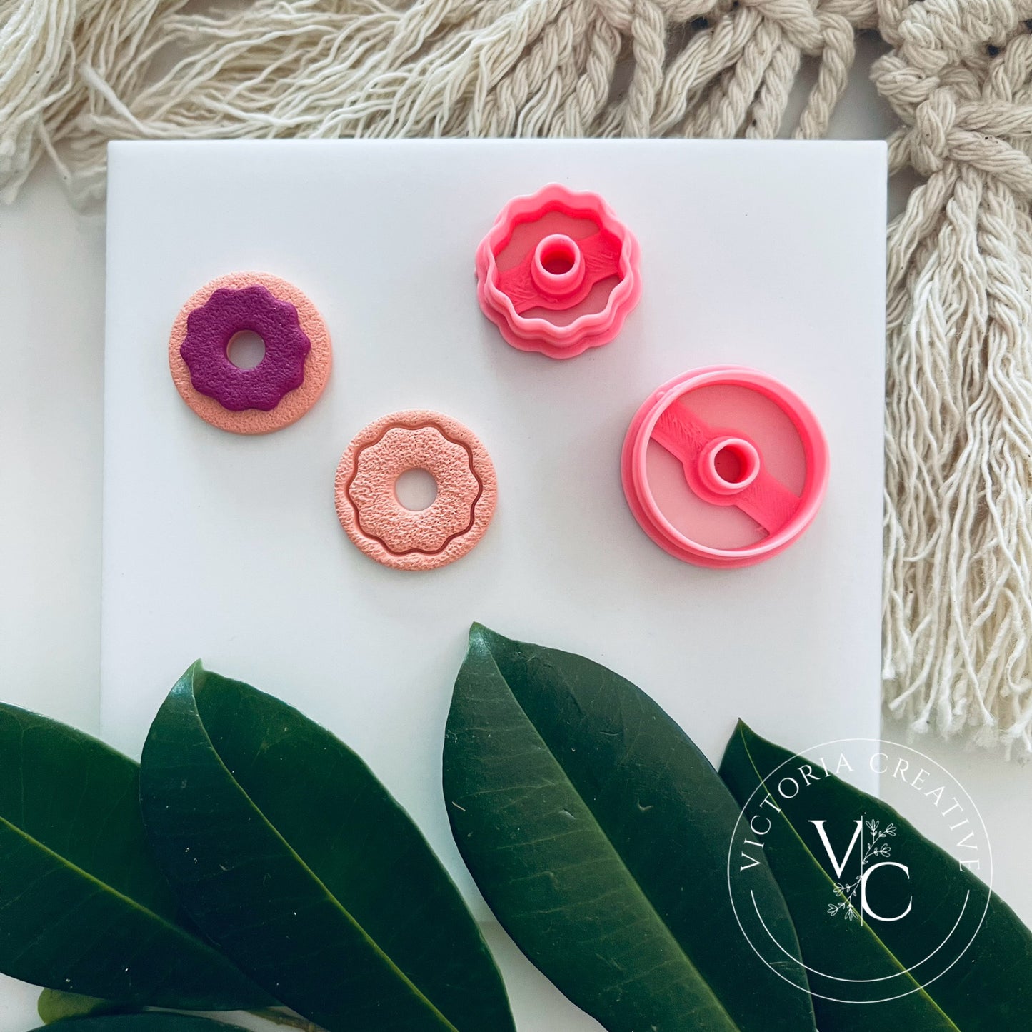 COMBO 39 - POLYMER CLAY CUTTER - EASTER COLLECTION - DONUT