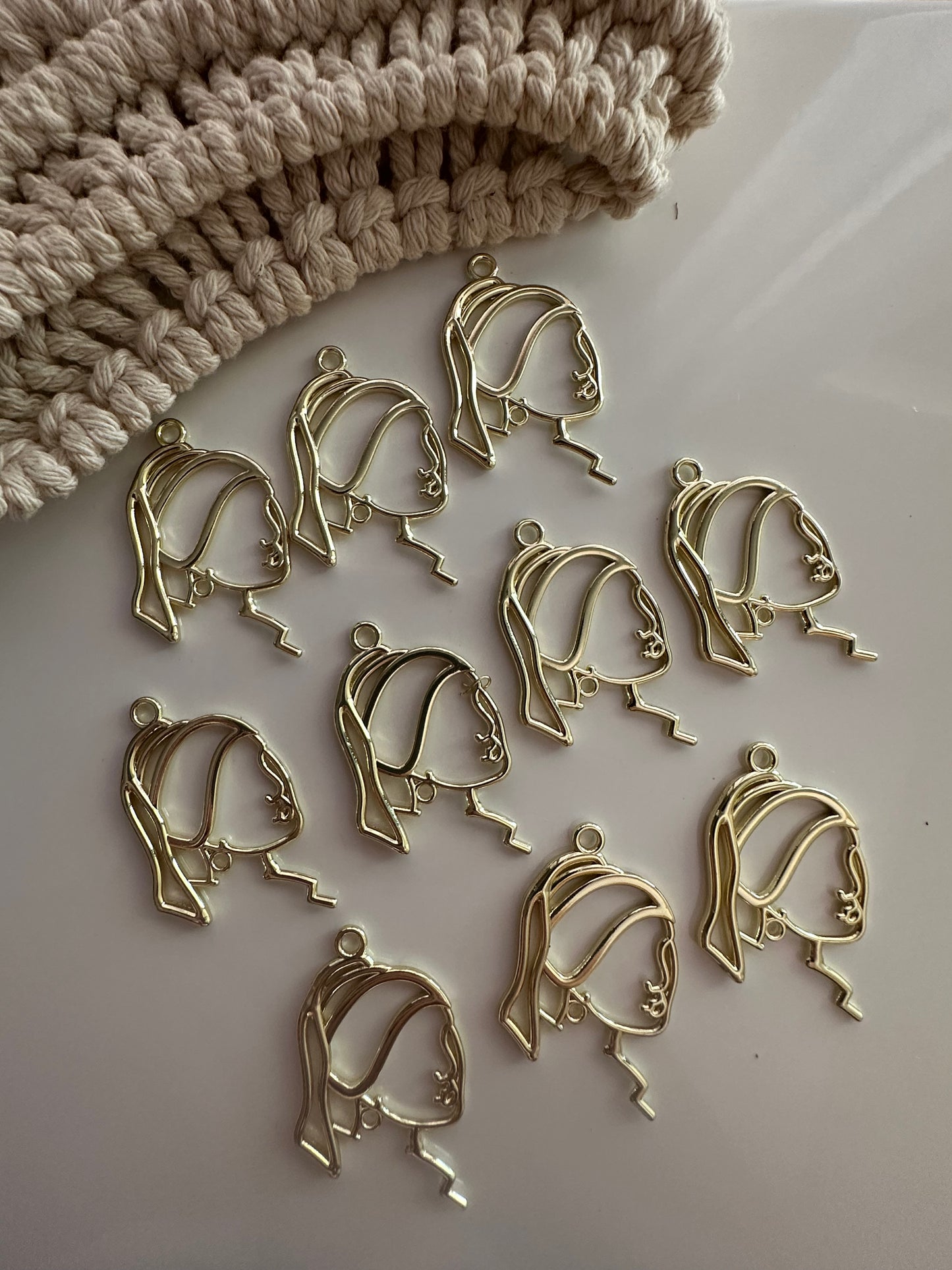 VALENTINE'S DAY FACE FINDING - GOLD/SILVER JEWELLERY FINDINGS - VALENTINE'S DAY 2025 COLLECTION