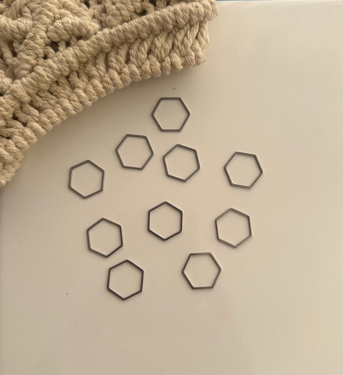STAINLESS STEEL SILVER HEXAGON CONNECTOR - JEWELLERY FINDINGS (SMALL)