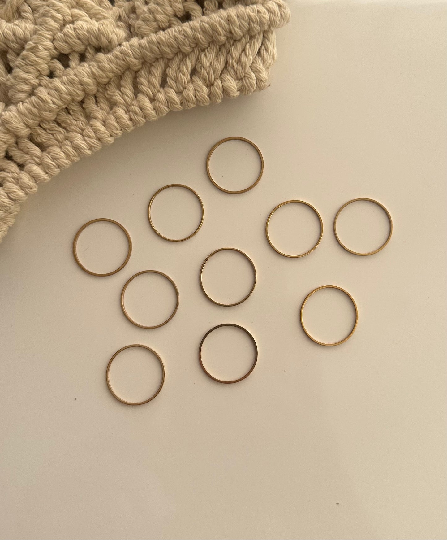 STAINLESS STEEL SILVER AND GOLD CIRCLE CONNECTORS - JEWELLERY FINDINGS