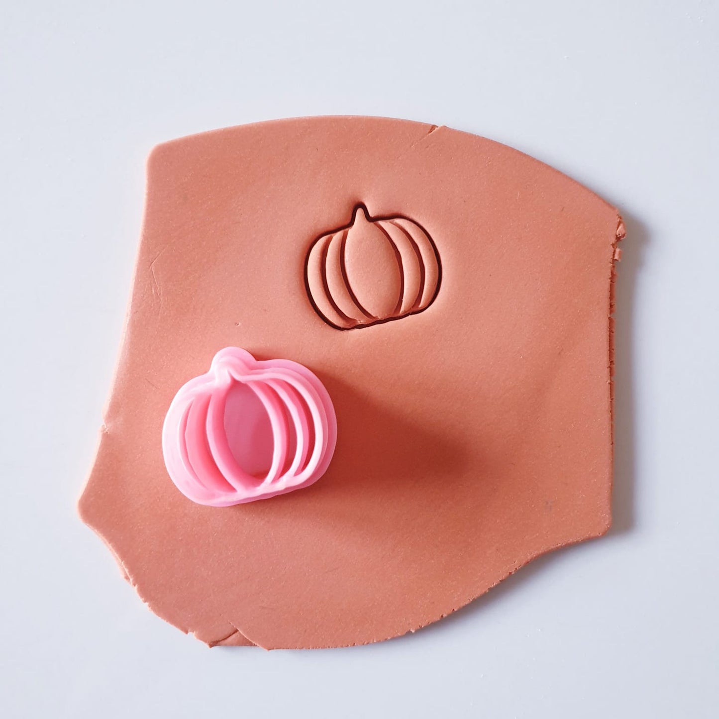 EMBOSSING PUMPKIN 2 - POLYMER CLAY CUTTER - HALLOWEEN COLLECTION