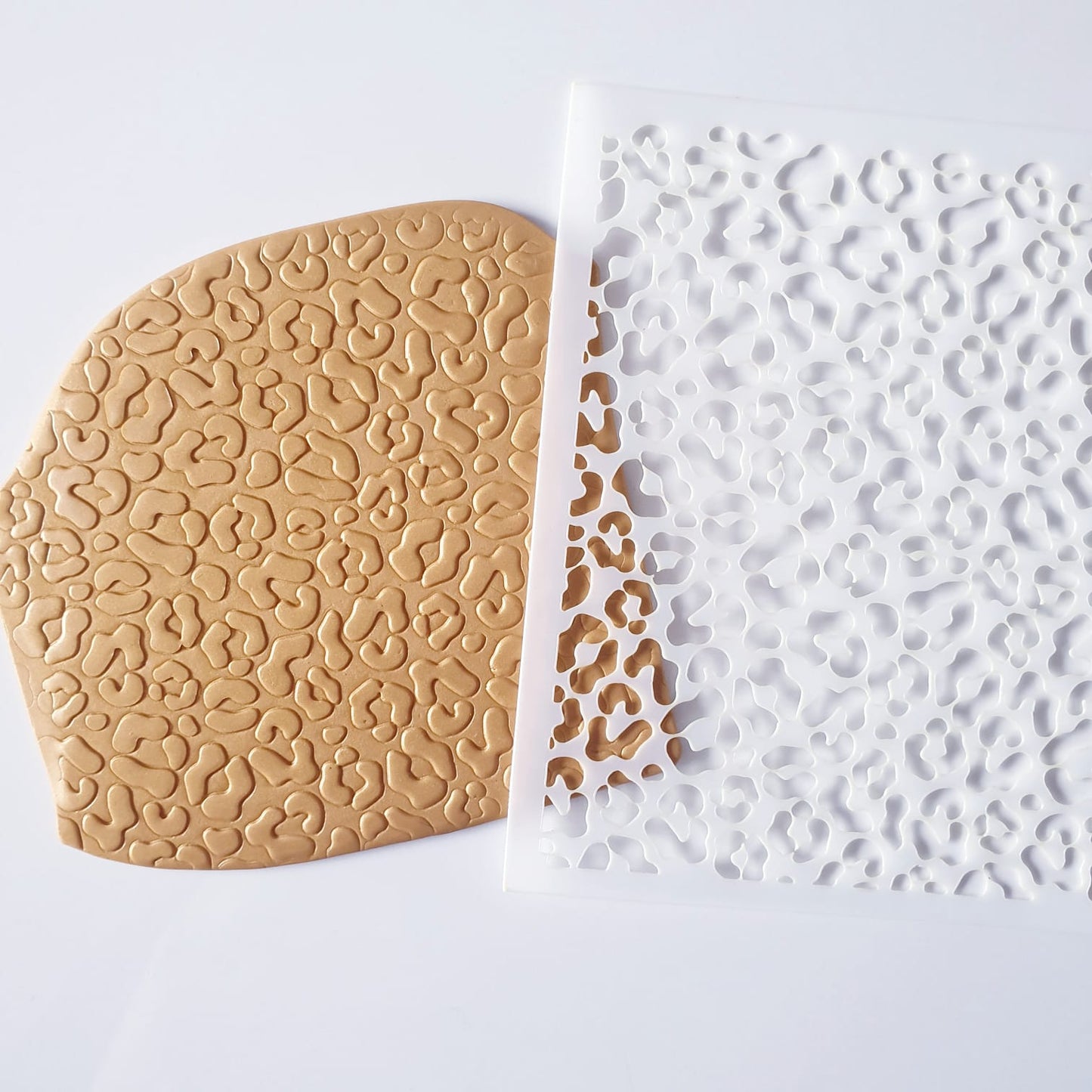 CLAY STENCIL - 08 - LEOPARD