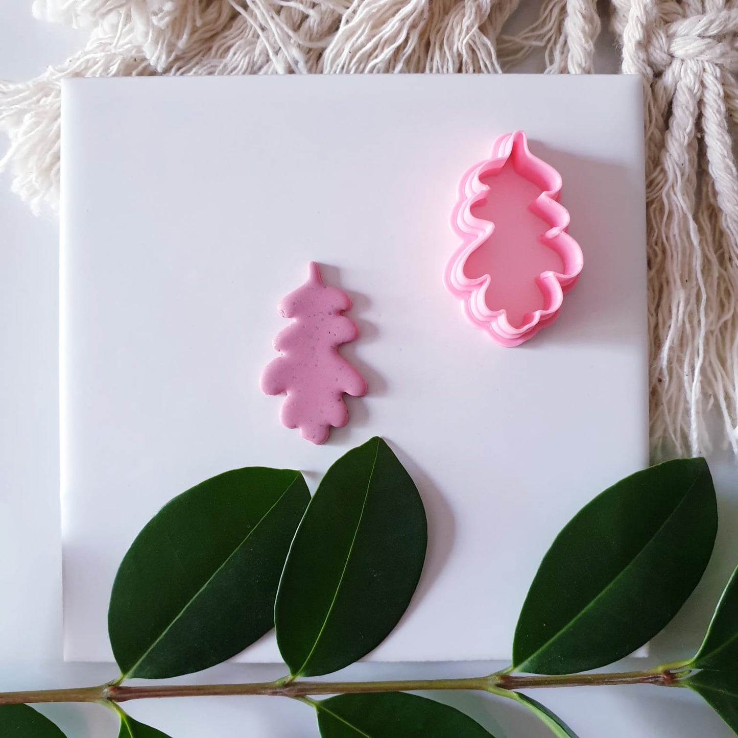 OAK LEAF 1 (SET OF 2) - POLYMER CLAY CUTTERS - EASTER COLLECTION