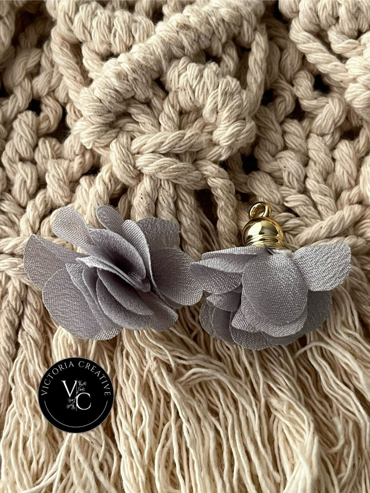 GOLD CAPPED PETAL TASSLES - JEWELLERY FINDINGS - GOLD JEWELLERY FINDINGS