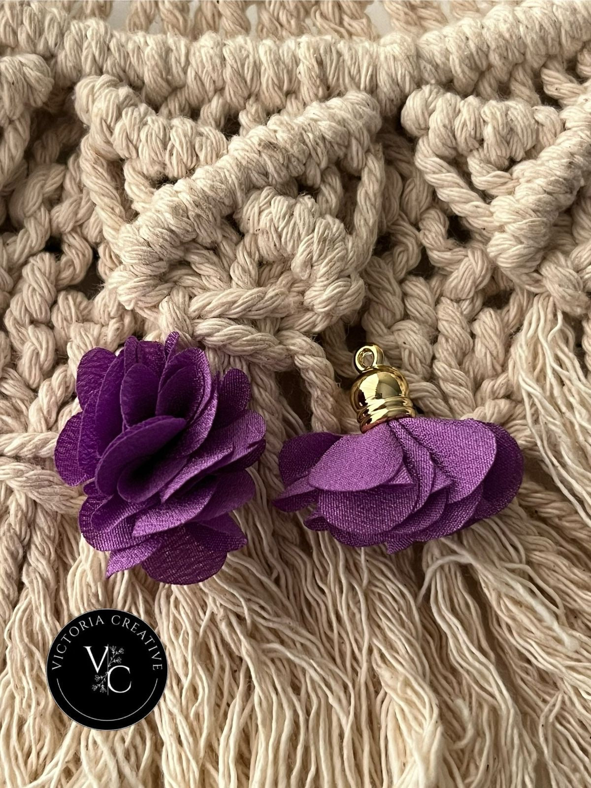 GOLD CAPPED PETAL TASSLES - JEWELLERY FINDINGS - GOLD JEWELLERY FINDINGS