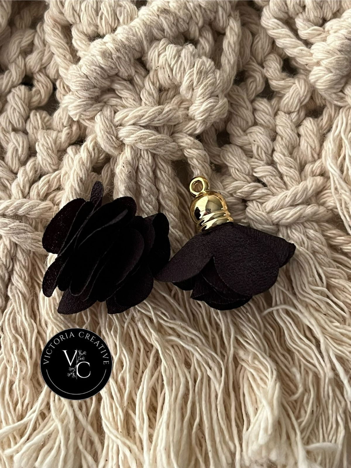 GOLD CAPPED PETAL TASSLES - JEWELLERY FINDINGS - GOLD JEWELLERY FINDINGS
