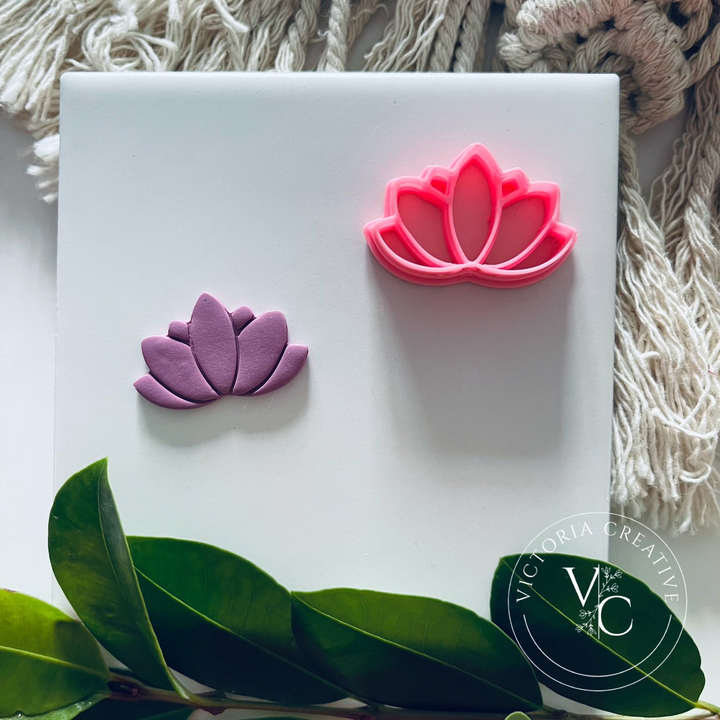 EMBOSSING CUTTER 148 - POLYMER CLAY CUTTER - MAGICAL COLLECTION LOTUS