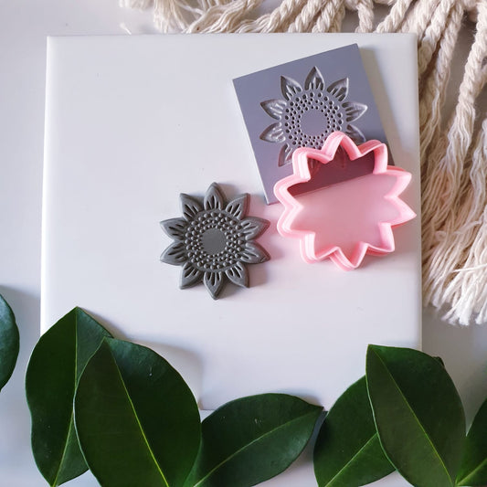 FLEXI STAMP AND CUTTER COMBO 1 - POLYMER CLAY CUTTERS - SUNFLOWER