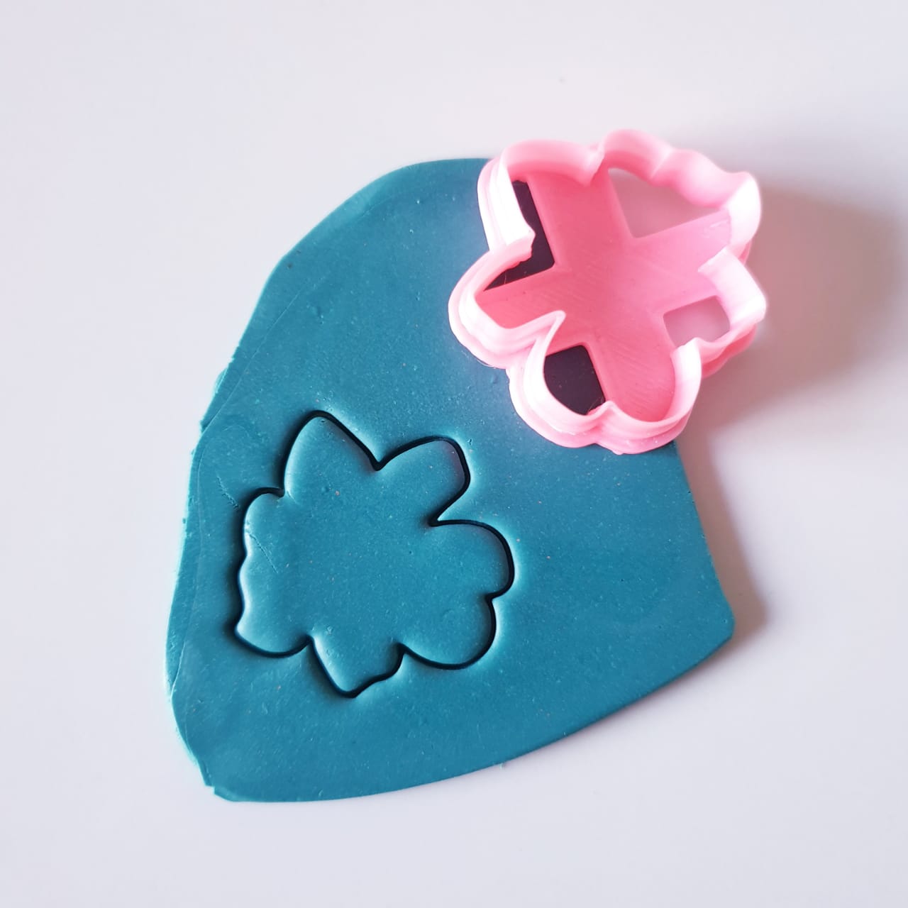 ABSTRACT FLOWER - POLYMER CLAY CUTTERS