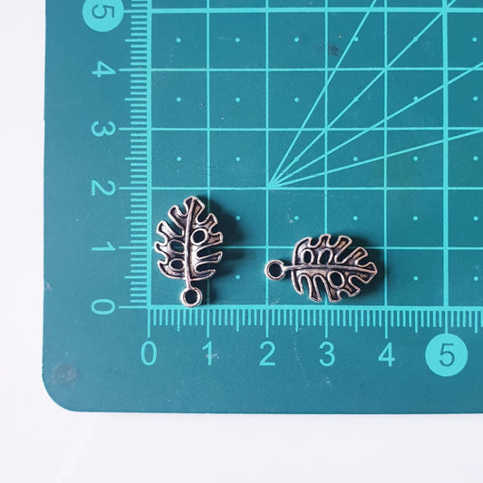 SILVER LEAVES 2 - NICKEL FREE - JEWELLERY FINDINGS