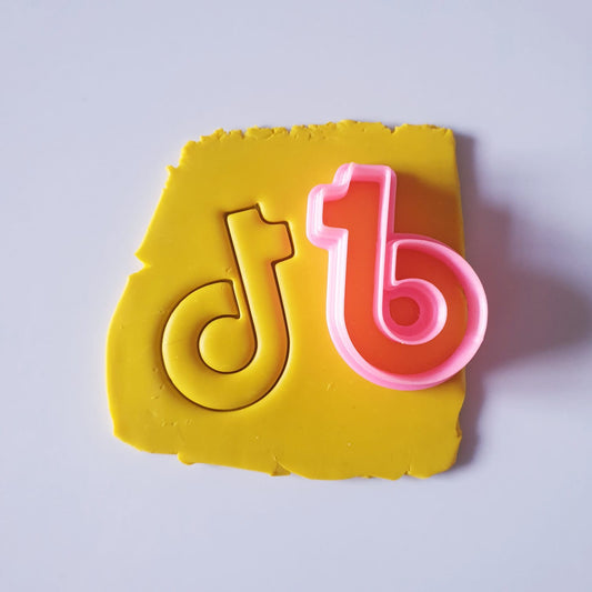 TIKTOK (SET OF 2) - POLYMER CLAY CUTTERS