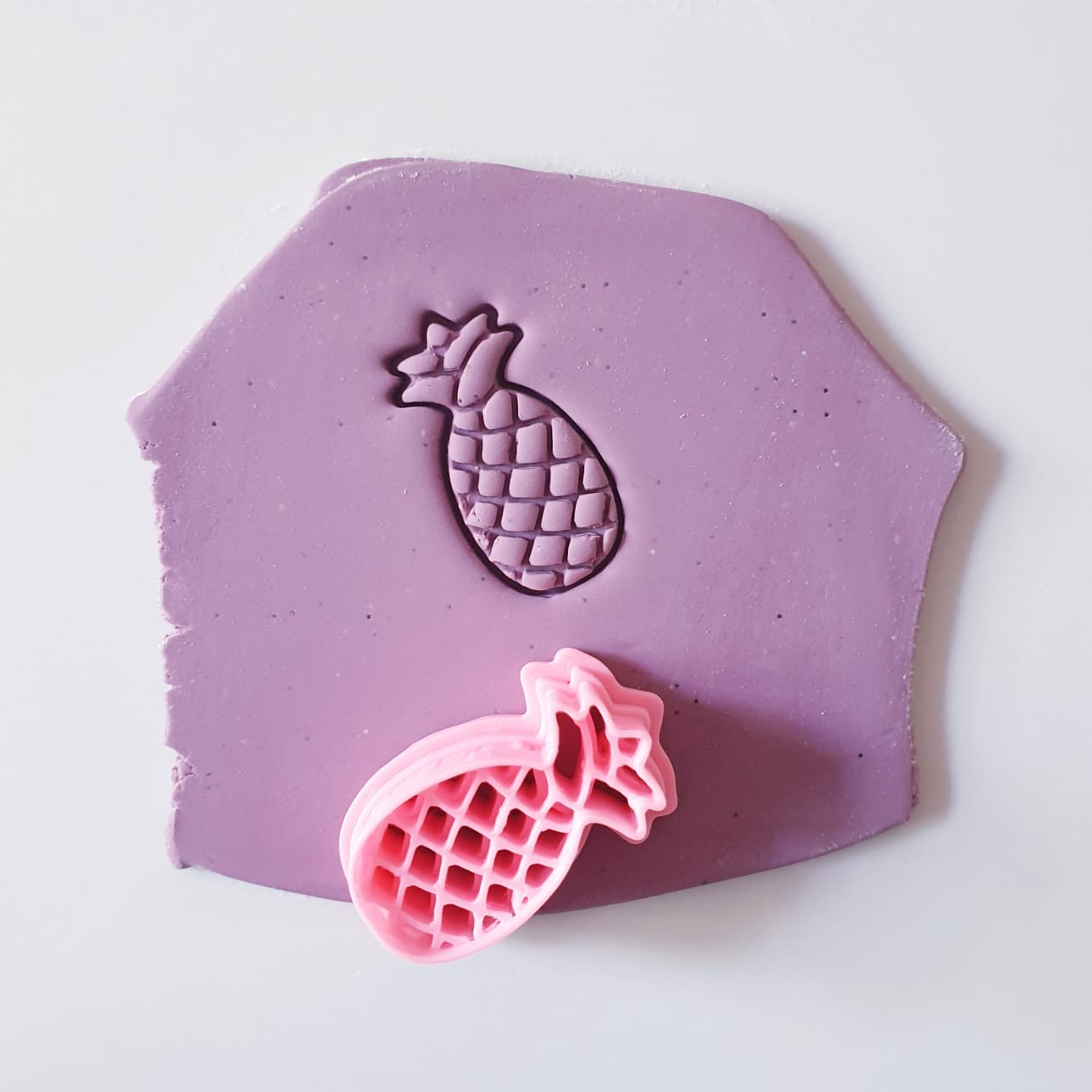 PINEAPPLE - EMBOSSING POLYMER CLAY CUTTER - SUMMER 2022