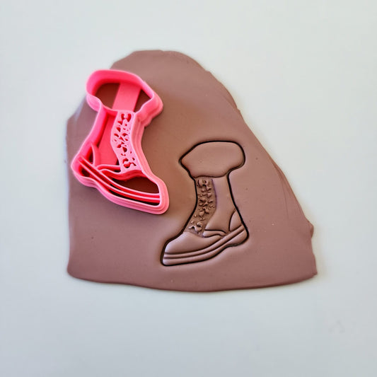 EMBOSSING CUTTER 65 - POLYMER CLAY CUTTER - BOOTS (SET OF 2)